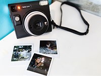 Hands on with the retro-inspired Fujifilm Instax SQ40