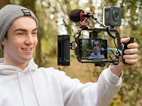 How to turn your smartphone into a better vlogging rig